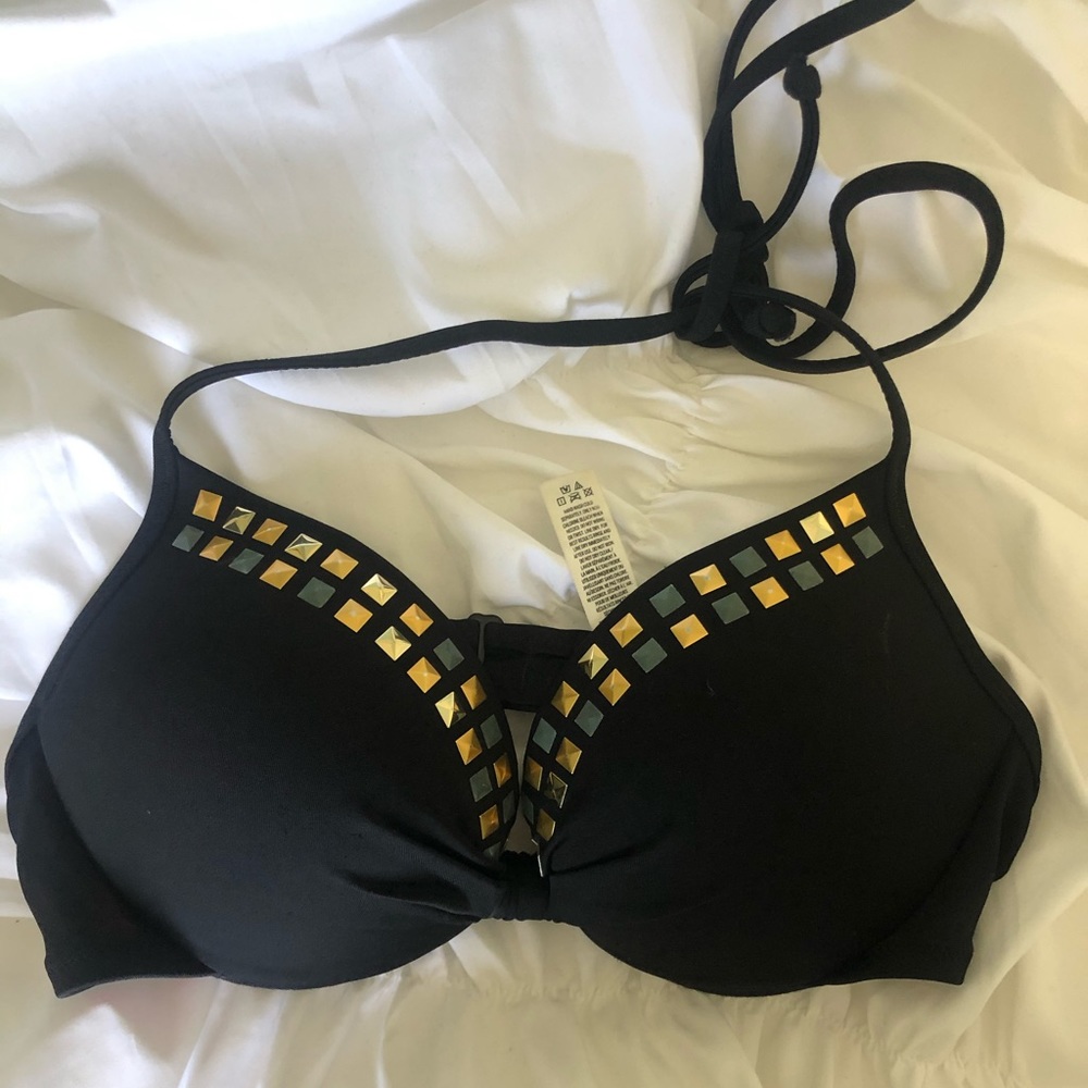 VS pink push-up bikini top